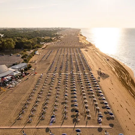 Colorful Apartment-beahost Appartement