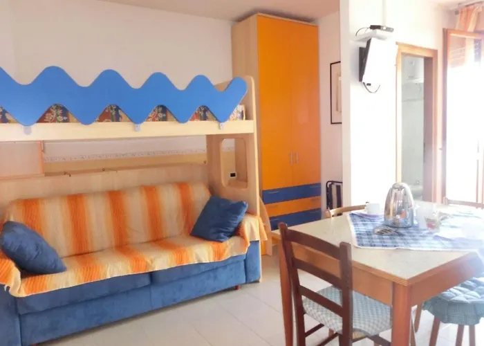 Colorful Apartment-beahost Διαμέρισμα *