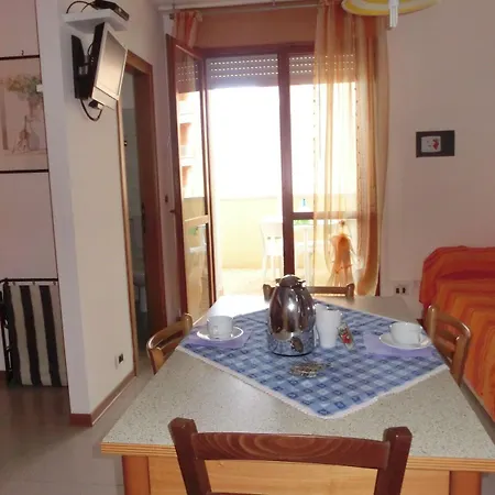 Apartamento Colorful Apartment-beahost *