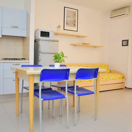 Colorful Apartment-beahost Appartement *